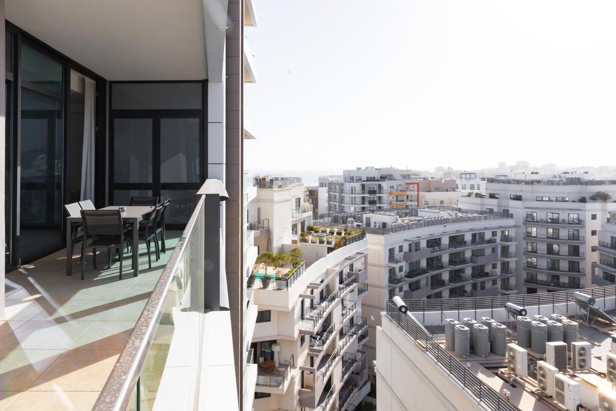 Modern Apartment In The Center Of St Julians By Arcobnb Saint Julian's Bagian luar foto